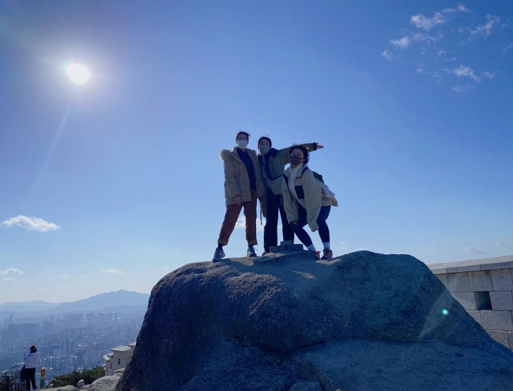  초보자도 쉬운 서울산 인왕산정상에서