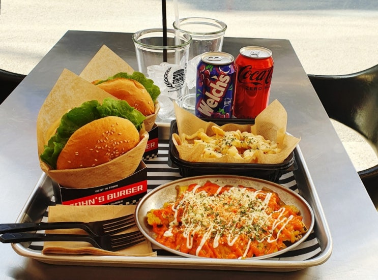 대구 다사 강정보 수제버거 맛집 : 존스버거 강정보점 / 버거 맛집 / 마약 옥수수 맛집 / 갈릭 버터 프라이즈 맛집 대구 다사 강정보 수제버거 맛집 : 존스버거 강정보점 / 버거 맛집 / 마약 옥수수 맛집 / 갈릭 버터 프라이즈 맛집