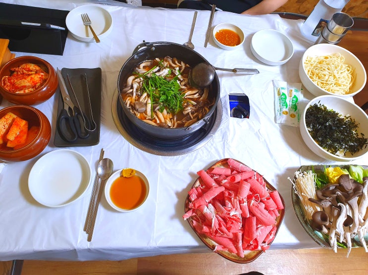  공주시맛집 신선한 버섯이 맛있는 수주로 샤브 칼국수