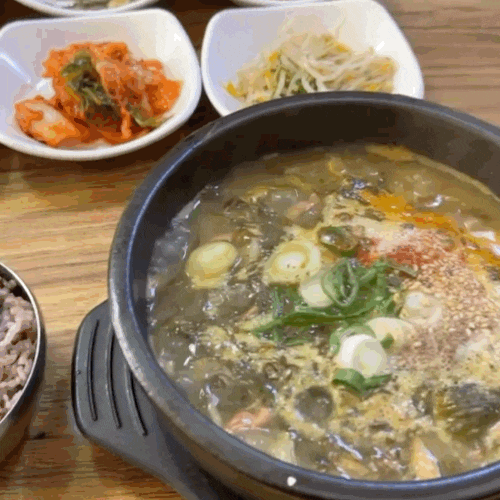  제주도여행, 우연히 간 곳이 해장국맛집? 서귀포 맨도롱해장국