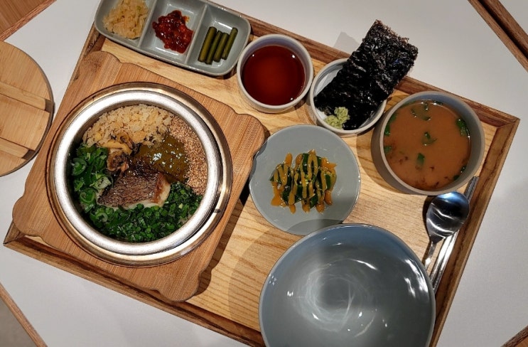  대구 범어동 맛집,미추룸(수성구 밥집, 도미 전복 솥밥, 직화 닭꼬치 우동)