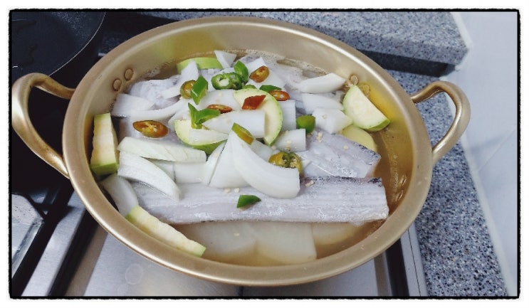  바다에서 날쎈돌이 갈치  오늘 맛나게 요래해봅니다.