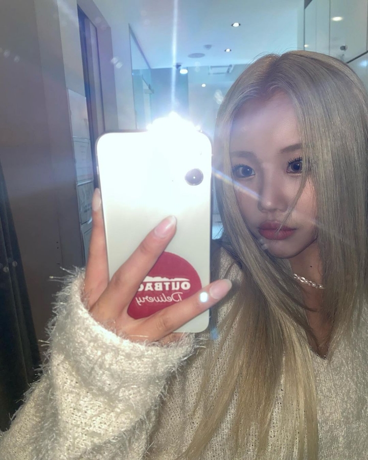 모모랜드 주이, 여성스럽고 예쁜 모습으로 변신 "더 예뻐졌네. 섹시한 발걸음" 모모랜드 주이, 여성스럽고 예쁜 모습으로 변신 "더 예뻐졌네. 섹시한 발걸음"