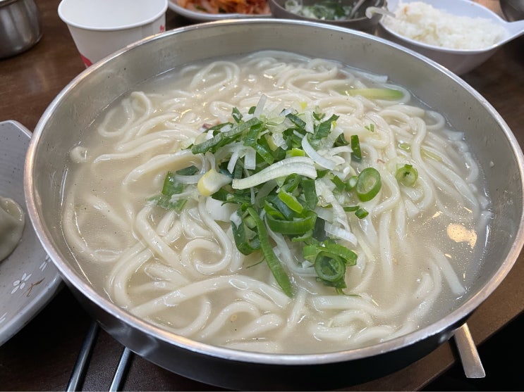  서울 강동구 길동 : 강동역 : 소문난칼국수 : 사골칼국수 얼큰칼국수 고기만두국 맛집 : 강동성심병원 칼국수 맛집