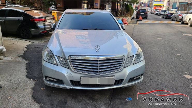  벤츠 E클래스 W212 12.3인치 모니터 M2C200A 장착