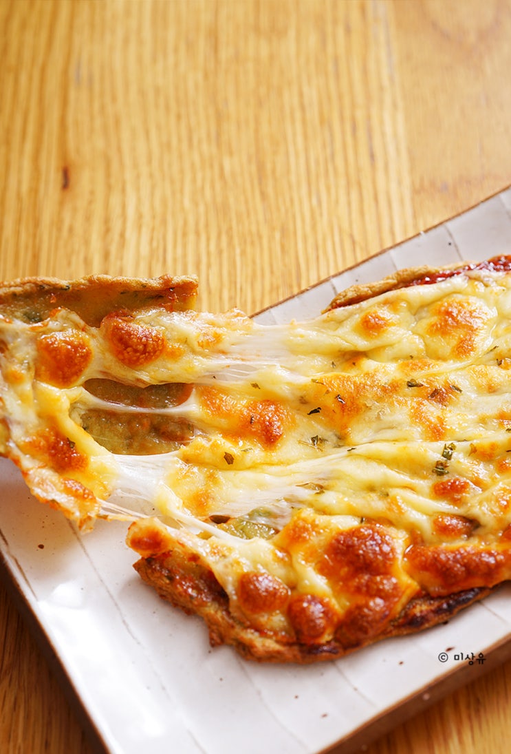 색다른 토마토 치즈 어묵 피자 만들기
