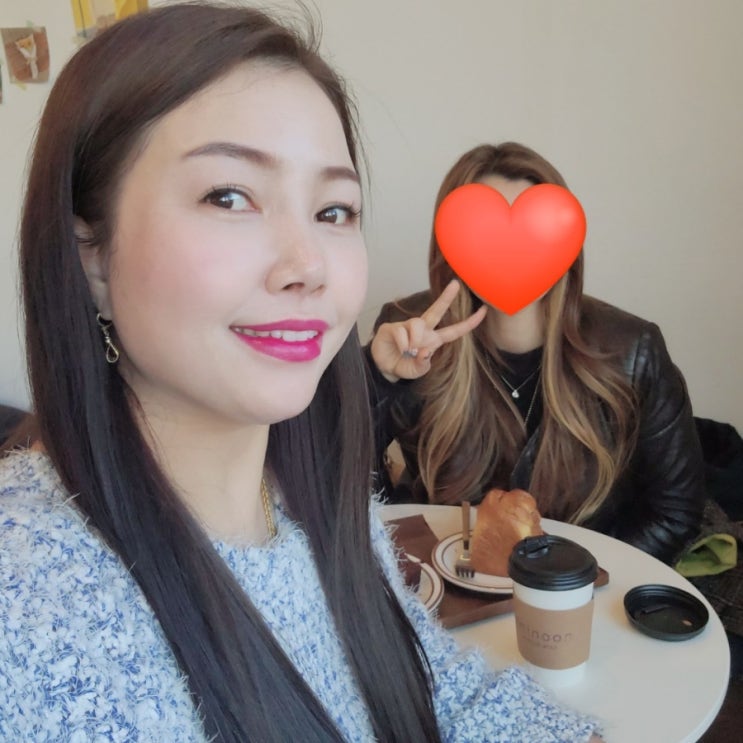  굿이었던 중앙동 카페 누닝