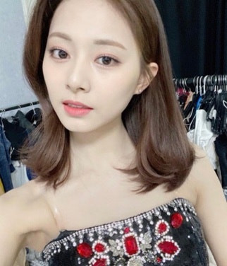 TWICE 子瑜 官方Instagram照片手機桌布