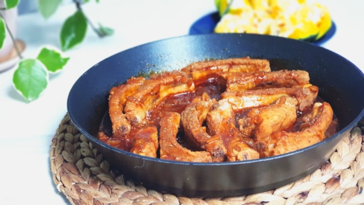  연말연시 홈파티 아이밥상 등갈비요리 매콤새콤단짠 발사믹소스맛 발효머루청 바베큐폭립