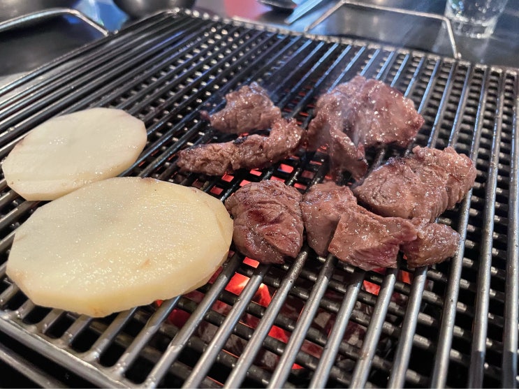  서울 성북구 동선동1가 : 성신여대입구역 : 응담말 : 성신여대 갈비살 안창살 맛집 : 숯불구이 맛집