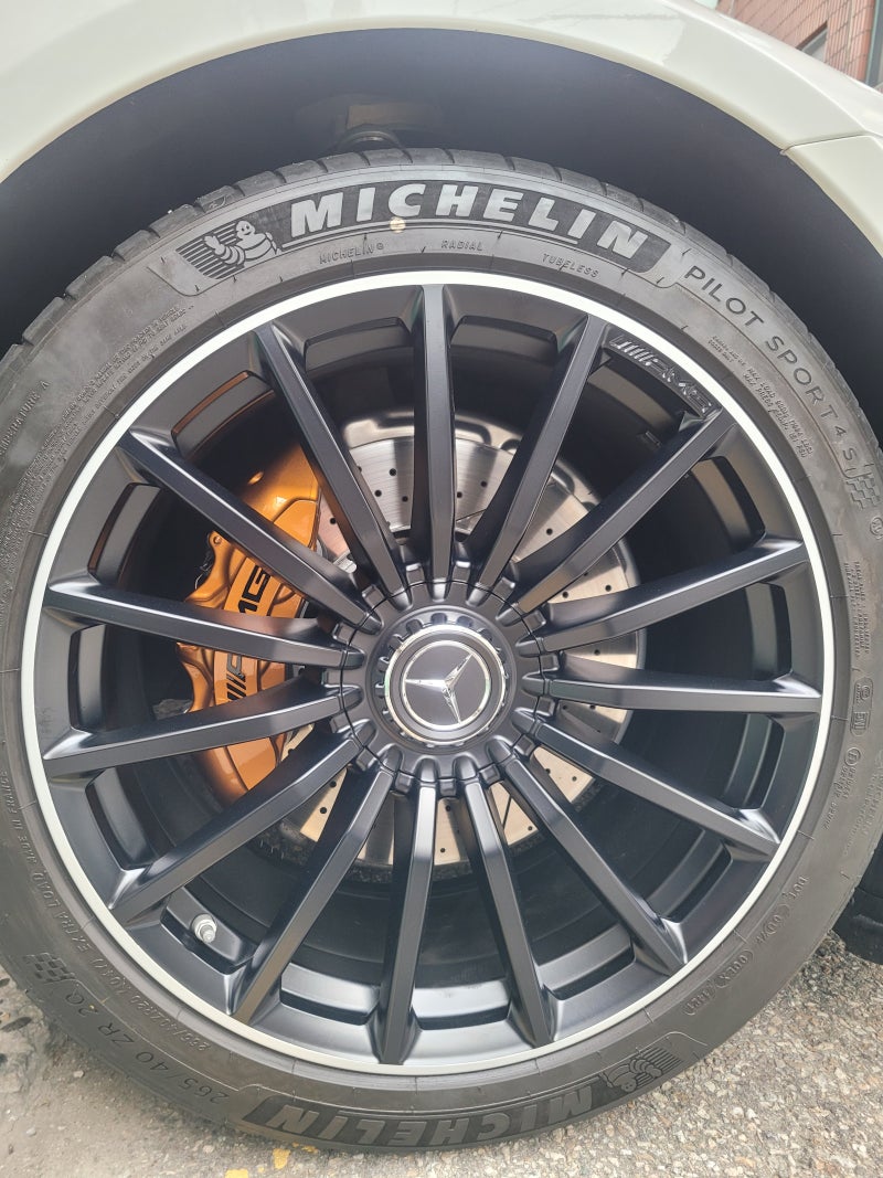 서울 광진구 / 로즈골드 캘리퍼도색 / 벤츠 AMG GT43