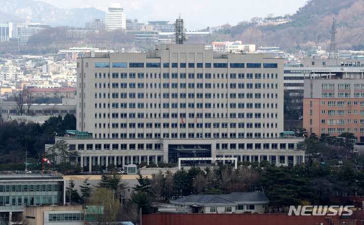 <b>국방부</b>, 尹집무실 이전에 "단계적 이전 계획 수립 중"
