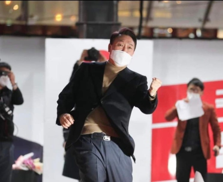  BTS 병역특례에 대해 인수위가 한 마디 했네요