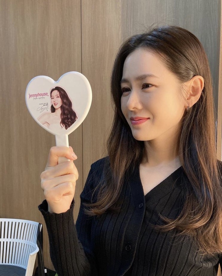  여름라이트 연예인 손예진 (퍼스널컬러 쿨톤 특징)