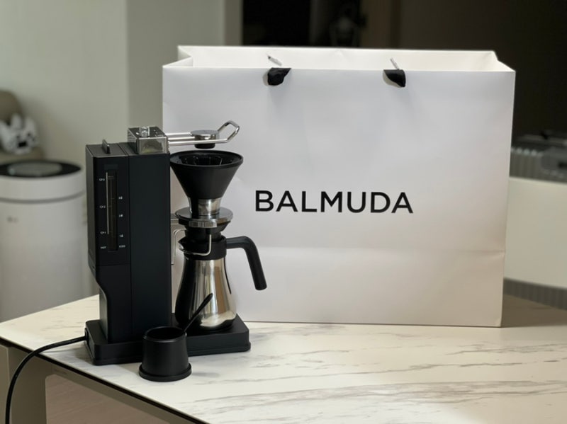 [발뮤다 더 브루] 자동 핸드드립의 신세계, 홈카페 바리스타 채용 완료 - BALMUDA The Brew