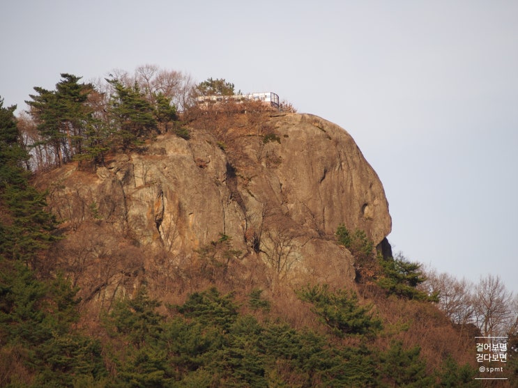 김해 봉하마을 노무현 대통령 생가/묘역, 봉화산