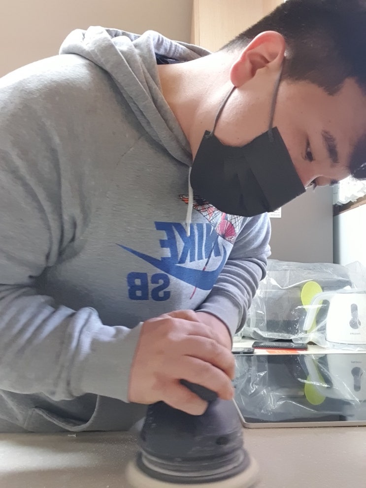  천안 씽크대 인조대리석 상판 접합부 금 크랙보수 작업후기