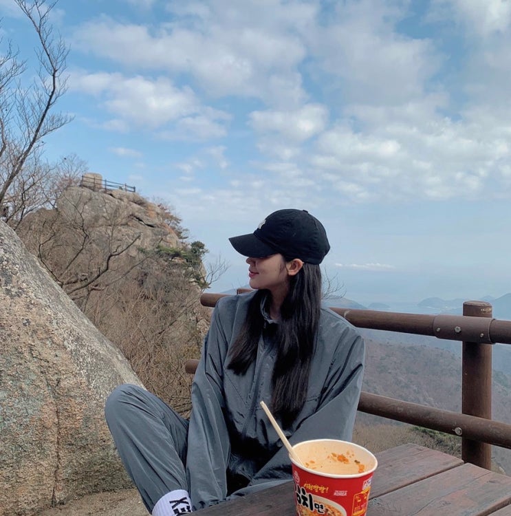 남해 여행 : 보리암 뷰 맛집 "남해 금산산장" (주차 & 입장료) 남해 여행 : 보리암 뷰 맛집 "남해 금산산장" (주차 & 입장료)