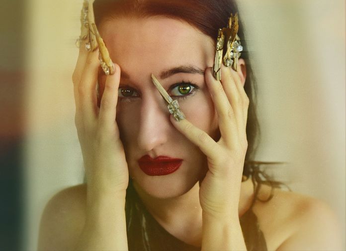  Zola Jesus, 새로운 앨범 발표 'Lost' 비디오 영상