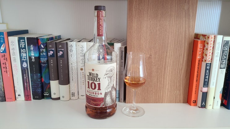  강렬한 바닐라향의 버번 위스키, 와일드 터키 101