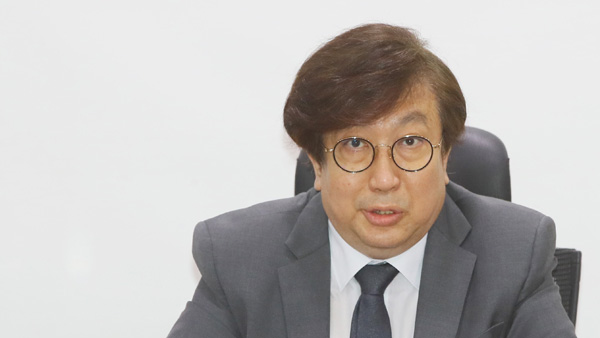  신율 명지대 교수 나이 학력 고향 프로필