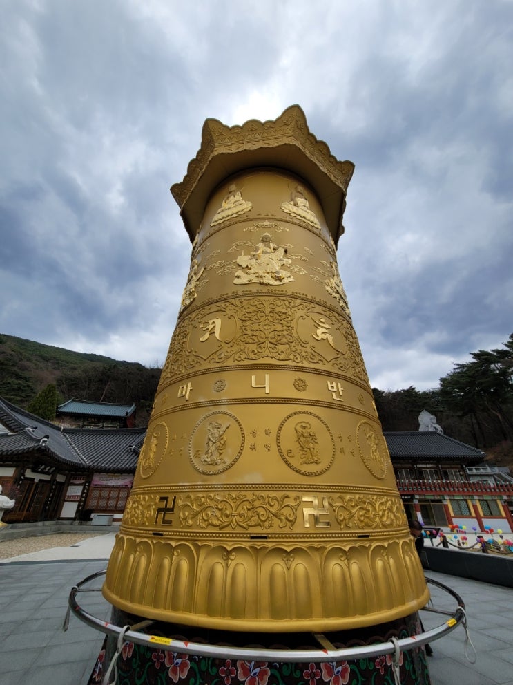  구례 연기암은 화엄사에서 차로 15분 걸려요