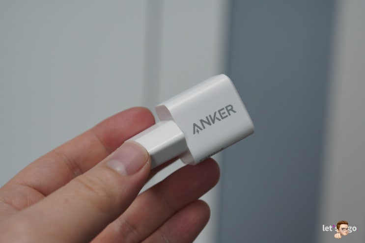 앤커 Anker 나노 20W 초소형 USB-C타입 충전기 어댑터 사용후기