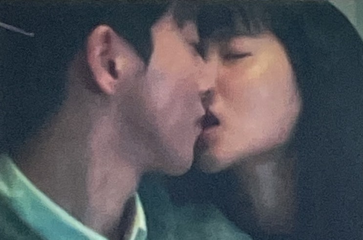 드라마 2521 스물다섯 스물하나 논란 장면 모음 총정리 이해 할 수가 도무지 없어요 저 좀 이해 시켜 주세요 드라마 2521 스물다섯 스물하나 논란 장면 모음 총정리 이해 할 수가 도무지 없어요 저 좀 이해 시켜 주세요