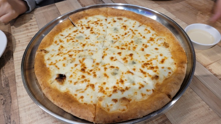  자꾸생각나는 송도8공구 화덕피자 맛집 가성비최고