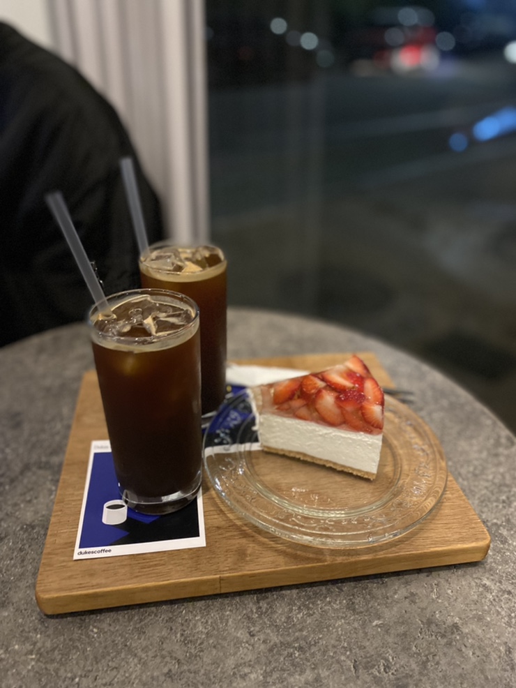  부천 까치울 작동 분위기좋은 카페 코르드블랭크 딸기프로마주