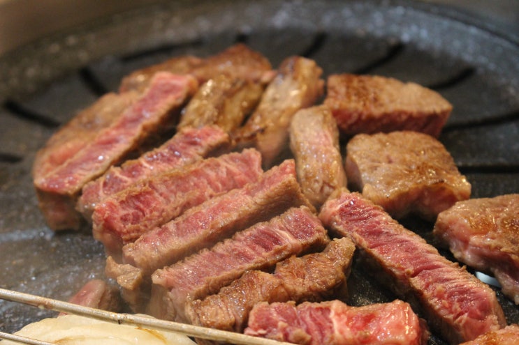 신림역 회식하기 좋은 보라매맛집 살살녹는 소고기의 한우명가