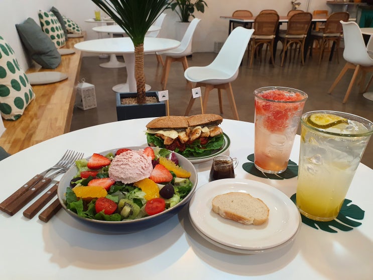 창원 샐러드 맛집 "리프레쉬" 신선한 샐러드와 맛있는 샌드위치 맛집 추천해요!