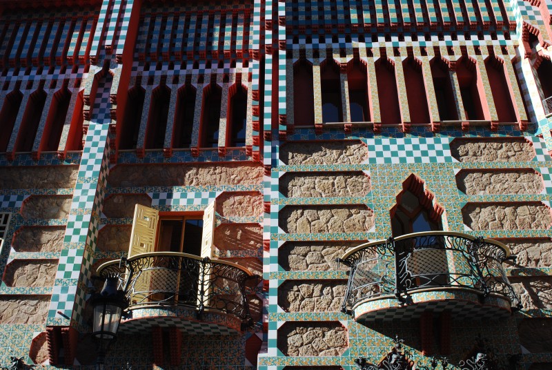 스페인 바르셀로나 여행7] 가우디 건축(4) 구엘 별장과 카사 비센스(까사 비센스) : 네이버 블로그
