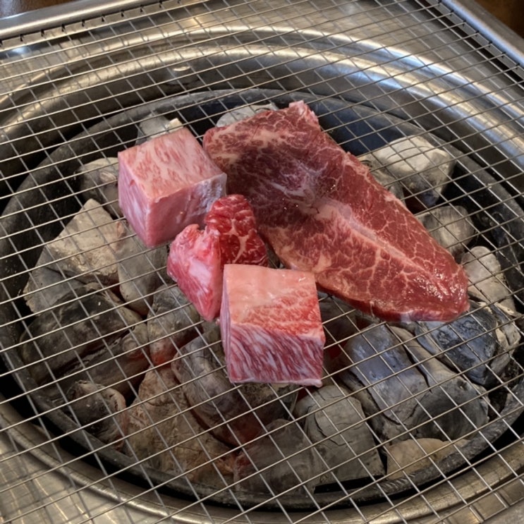  진주 혁신도시 프라이빗 룸 한우&와규 전문점 우와한