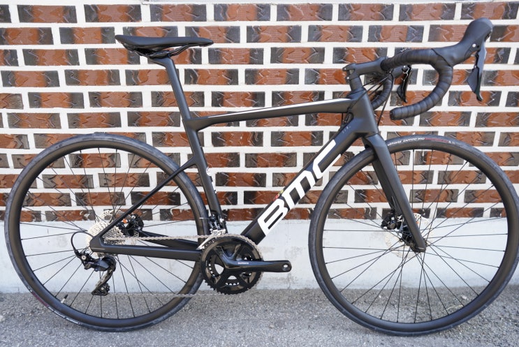  동두천 BMC 자전거매장 팀머신SLR 7 입문용 카본로드자전거