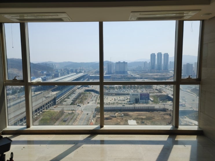  천안 주상복합 아파트썬팅 열차단 자외선차단 펜타포트 유리창문 썬팅 필름지 시공