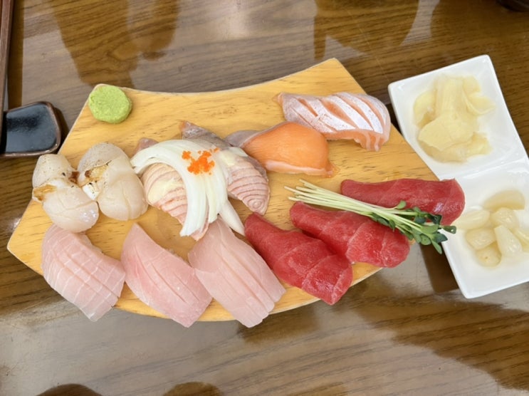  전주 초밥 맛집 가득에서 맛본 부드럽게 녹는 맛 스시