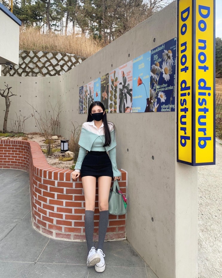  리지데일리룩 /w에이치케이테일러맞춤셔츠|오프숄더니트|자라치마바지|니삭스|에르메스피코탄백|컨버스플랫폼
