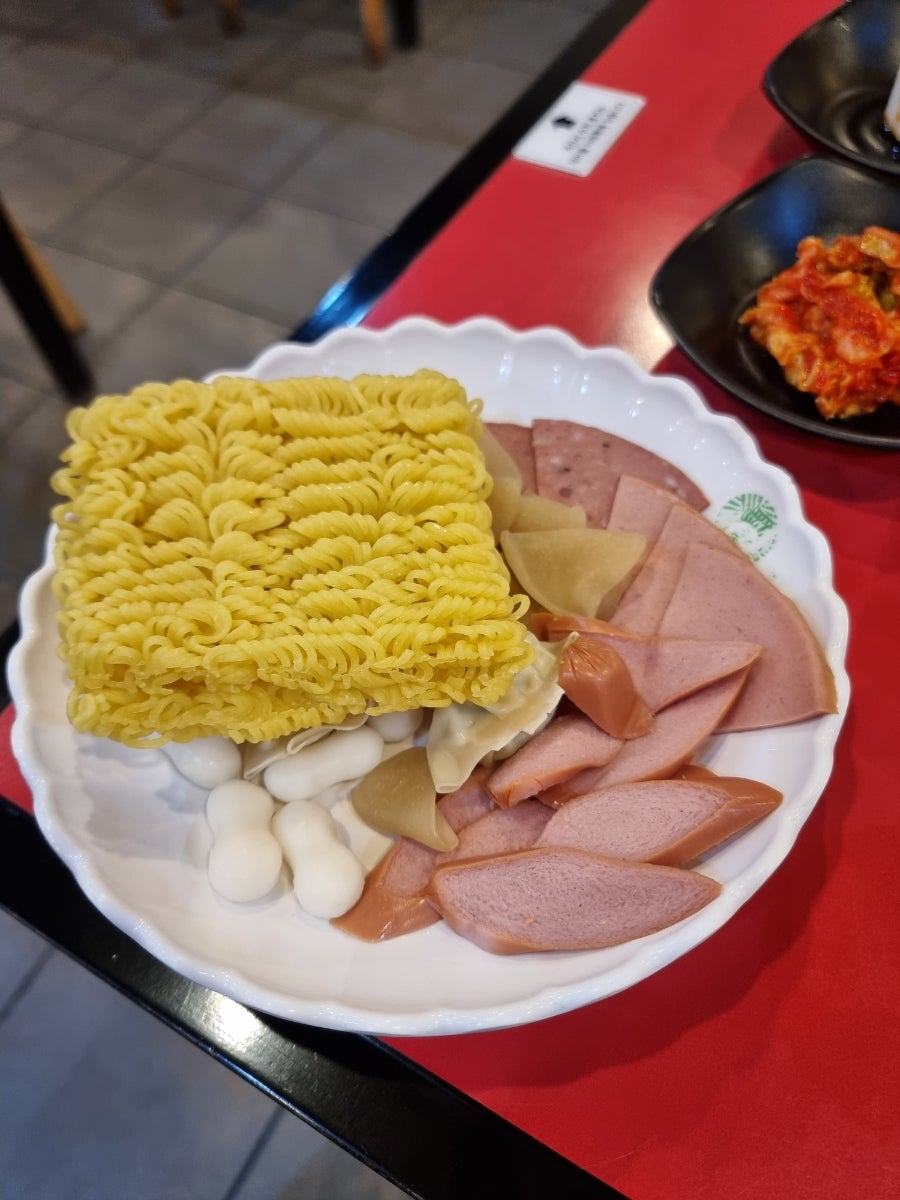 놀부부대찌개 송도스마트밸리점 사진 2