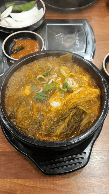  문래동 감자탕 맛집 왕뼈 감자탕