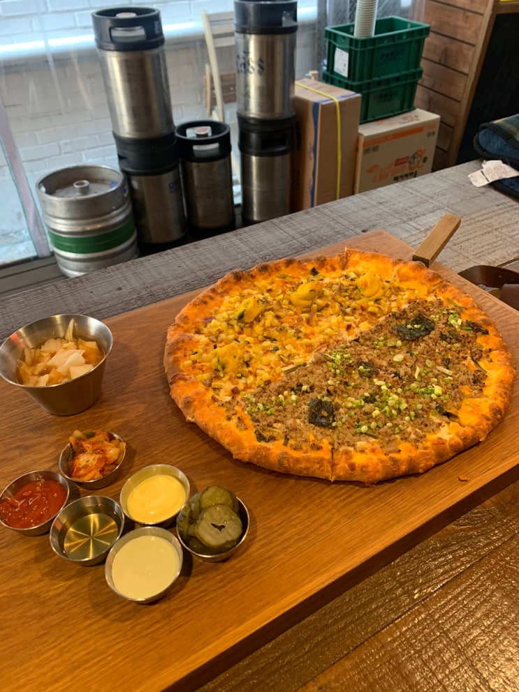  [오비피씨] 색다른 피자가 있는 홍대 연남동 핫한 피자맛집 OBPC피자
