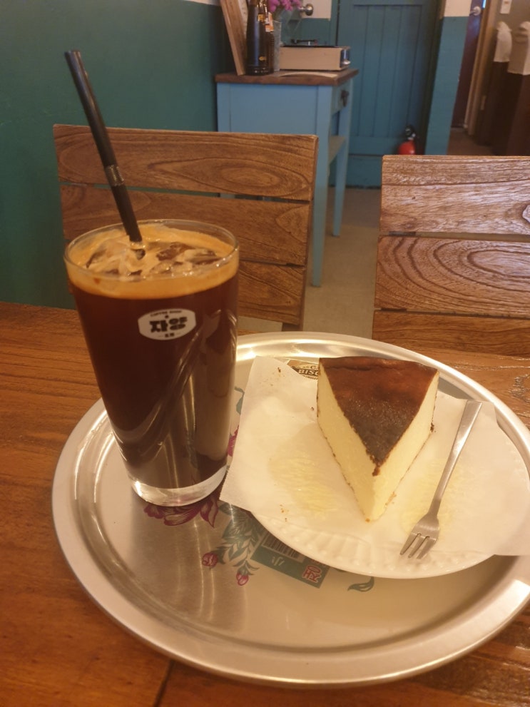  [자양동/구의역 카페] 레트로 감성의 자양다방, 전통시장 구경은 덤