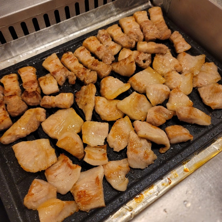  [망포역 맛집] 꽃삼겹 통삼겹  항정살 맛집 '교대이층집' 회식 모임장소 추천