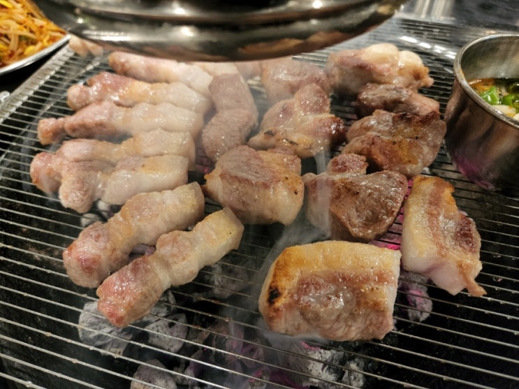  [ 수원 광교카페거리 ] 제주백돈 - 제주 근고기