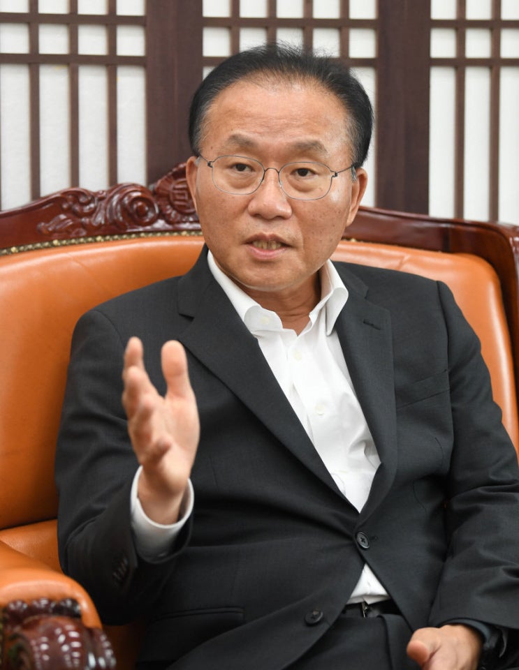  윤재옥 국회의원 나이 학력 고향 프로필