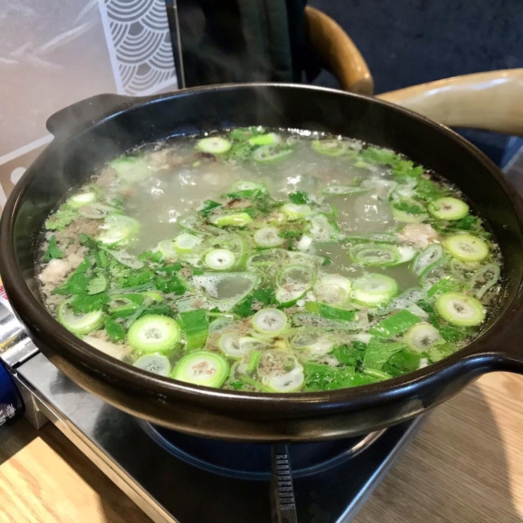 찐단골집 다양한 서비스안주 신대해500원양꼬치 신해마랑탕500원양꼬치 / 천안식후감