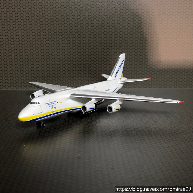 [1/500 수송기] Antonov An-124 항공 모형 (Antonov Airlines 도장)