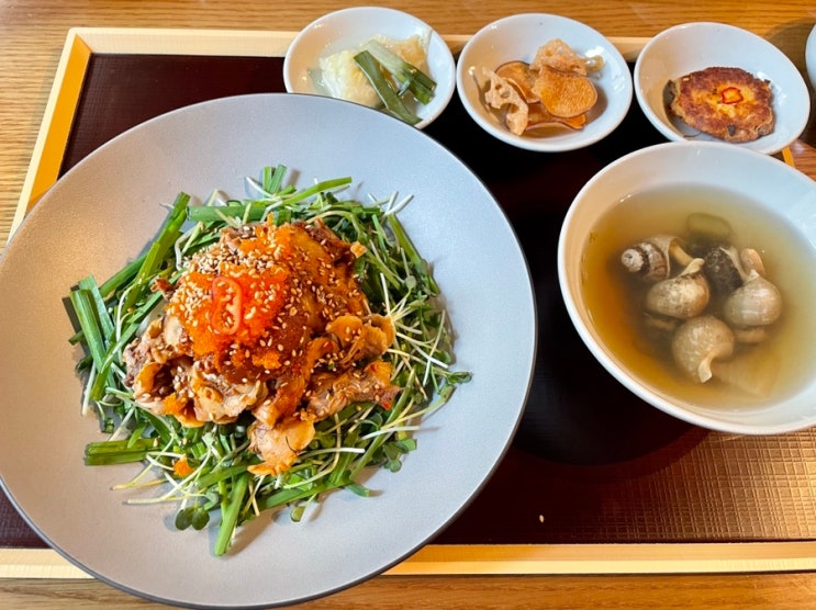 한남동 맛집 깔끔한 한식 "일호식 사운즈한남점" 내돈내먹 후기