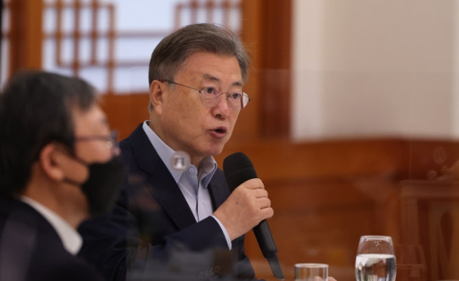 문 대통령 “한국판 뉴딜, 다음 정부서도 발전시켜야” [한국판 뉴딜이란 무엇인가?]