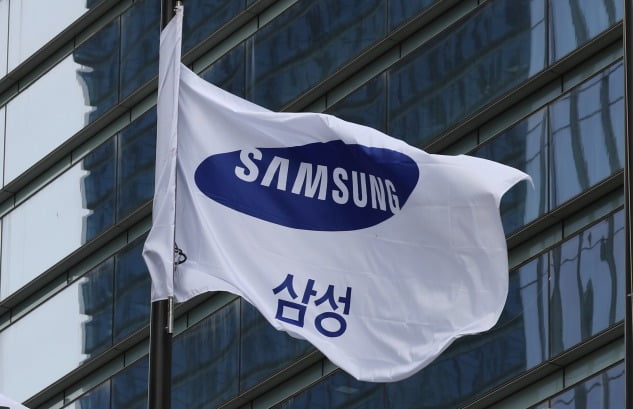 사상 최대 실적에도 52주 최저가 쓴 삼성전자…반등 언제? 사상 최대 실적에도 52주 최저가 쓴 삼성전자…반등 언제?